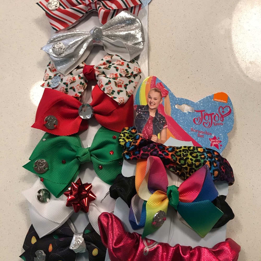 Jojo Siwa Hair Scrunchies and Barrettes / Clips